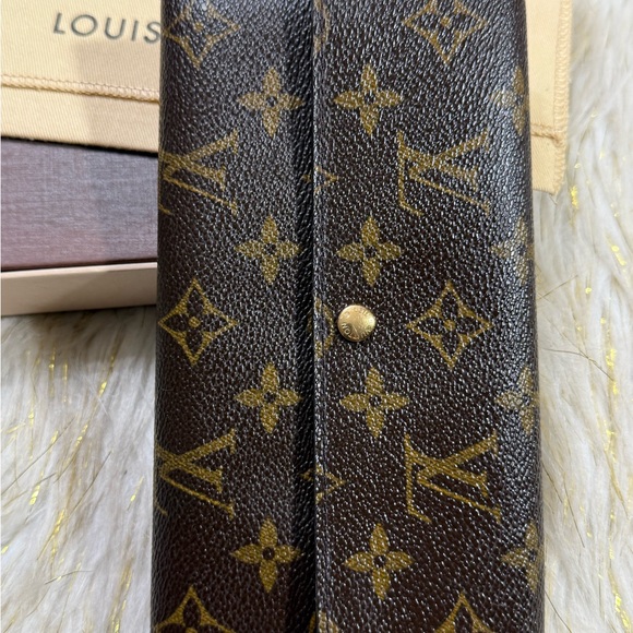 Louis vuitton Sarah Monogram long wallet with Duster and box included. 2CC slot - Picture 7 of 16